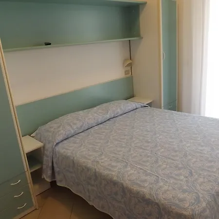 Готель Tura